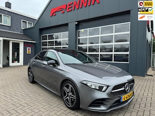 Mercedes-Benz A-klasse 200 Business Solution AMG / Pano / Wide Screen / ACC / Lane assist