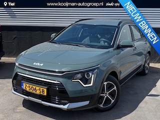 Kia Niro 1.6 GDi Hybrid DynamicLine Navigatie, Parkeersensoren voor & achter, achteruitrij camera, Smart Key, Adaptieve cruise control, Nieuw geleverd, NL-auto, BTW-auto