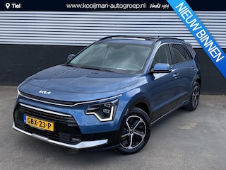 Kia Niro 1.6 GDi Hybrid DynamicPlusLine Schuif-/kanteldak, Head-up display, Stoel- & stuurverwarming, Navigatie, Lederen bekleding, Achteruitrij camera, parkeersensoren, Smart Key, NL-auto, BTW-auto