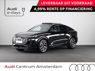 Audi Q6 e-tron S edition 83 kWh | Adaptive cruise control | Key-less entry | Omgevingscamera's | Panoramadak |
