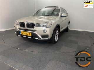 BMW X3 SDrive20i Aut. Business PANO NAVI TREKHAAK 2.000KG