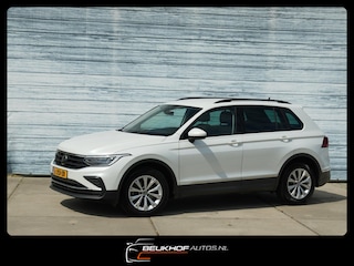 Volkswagen Tiguan 1.5 TSI Carplay Trekhaak Adapt Cruise Pdc
