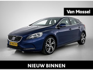 Volvo V40 2.0 T2 Ocean Race | PANORAMADAK | HARMAN KARDON | ACHTERUITRIJCAMERA | STOELVERWARMING | ELEKTRISCHE VOORSTOELEN MET GEHEUGEN | LEDEREN STOELEN | CLIMATE CONTROL |