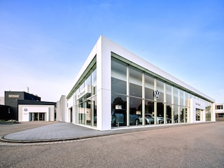 Volkswagen Passat Variant 1.5 eTSI Business | 150 PK | Automaat | Ergo Stoelen (Alcantara) | Parkeercamera | Stoelverwarming | Navigatie | Parkeersensoren