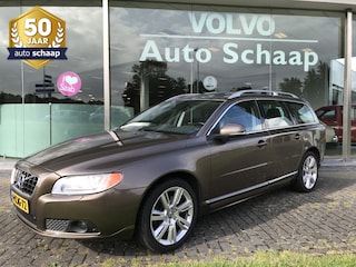 Volvo V70 2.4 D5 Summum Automaat | Rijklaar incl garantie | Rica tuning Zitverhogers Standkachel Lederen dashboard