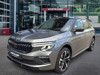 Skoda Kamiq 1.0 TSI DSG MONTE CARLO GLASDAK/CAMERA/TREKHAAK/NAVI/CRUISE/STOELVERW