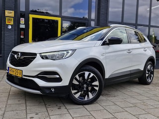 Opel Grandland X 1.2 Turbo Innovation Automaat | Camera + Sens| Stoelv + Stuurv | Navi | Tel | Apple Carplay | Android | Clima
