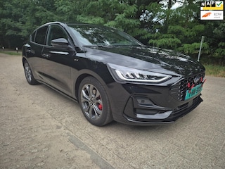 Ford Focus 1.0 EcoBoost Hybrid ST Line
