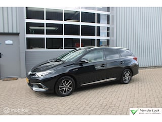 Toyota Auris Touring Sports 1.8 Hybrid Lease pro | Beige Leer | Panoramadak | Full Led | Parkeersensoren.
