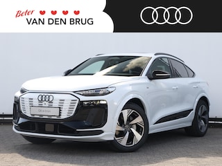 Audi Q6 e-tron S edition 83Kwh 252 PK Sportback | Optiek zwart | Privacy glas | Panoramadak | Achteruitrijcamera |