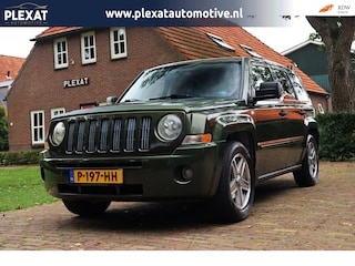 Jeep Patriot 2.4 Limited Automaat. | Groen | Leder | Airco | Historie | Trekhaak | Origineel DE | NAP | Audio | Elek. Spiegels |