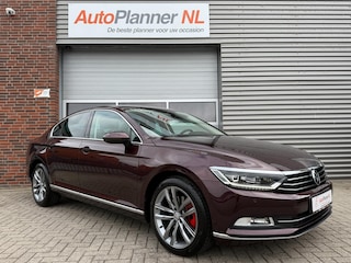 Volkswagen Passat 1.4 TSI ACT Highline! Camera! Cruise! Navi!