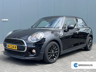 Mini Mini 1.5 102pk Automaat Salt 5-Deurs | Airco | Navigatie | Cruise control | Lichtmetaal zwart | Extra getint glas | Bestuurdersstoel in hoogte verstelbaar | Regensensor
