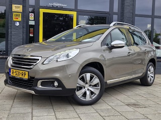 Peugeot 2008 1.6 VTi Allure |Trekhaak | Parkeersensoren V + A | Sportstoelen | Climate Control | Navi | Telefoon | Cruise Control
