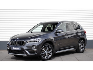 BMW X1 sDrive20i High Executive | Head-up | Trekhaak | Achteruitrijcamera | HiFi