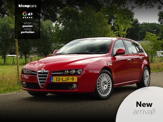 Alfa Romeo 159 Sportwagon 1.7 T | Turbo | Youngtimer | Rosso | Leer | Stoelverw | Trekhaak |