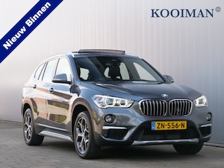 BMW X1 sDrive20i 192pk High Executive Automaat Leder / Schuifdak / Trekhaak / Navigatie