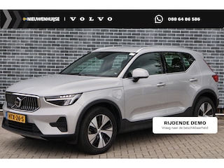 Volvo XC40 Plug-in Hybrid T4 Core | Cruise control | Navigatie | Parkeersensoren voor + achter | Achteruitrijcamera | DAB+ | Elektr. bedienbare achterklep | Keyless entry | 18" velgen |