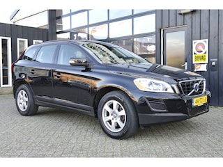 Volvo XC60 2.0 T5 241 PK Kinetic Automaat | Cruise | Leder | Trekhaak | NL-Auto