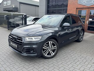 Audi Q5 55 TFSI e quattro Competition | Pano | Luchtvering