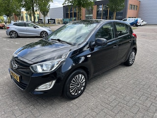 Hyundai i20 1.2i i-Motion 2e EIGENAAR AIRCO NAP