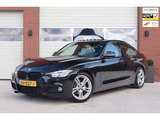 BMW 320i 184pk M Sport Shadow Executive - Schuif kantel dak - Leder - Sportstoelen - M-pakket - 2e eigenaar - NL Auto