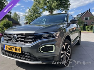 Volkswagen T-Roc DSG 1.5 TSI Style Business IQ Drive Virtual Cockpit Afn Haak Navigatie Cruise ACC LM All Season Stuur en Stoelverwarming