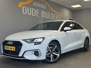Audi A3 Limousine 30 TFSI Advanced edition Stoelverwarming/Parkeersensoren/ACC