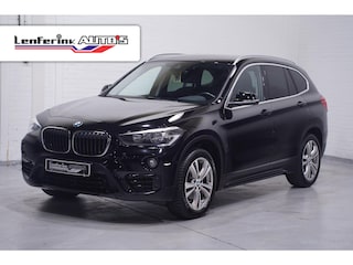 BMW X1 sDrive18i Sportline Cruise Sportstoelen PDC v+a Stoelverwarming
