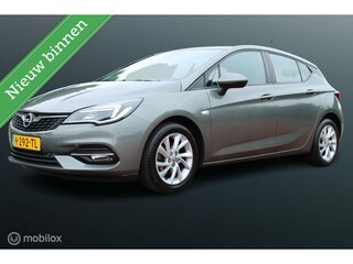 Opel Astra 1.2 Edition 110 PK, Pdc voor + achter + Camera, Cruise, Clima, App connect