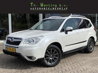 Subaru Forester 2.0 Executive | In Nieuwstaat | Panoramadak | Keyless Entry | Achteruitrijcamera | Parkeersensoren | Stoelverwarming | Trekhaak |