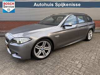 BMW 5-serie Touring 520i High Executive  | M-Sport | Trekhaak | Panoramadak |
