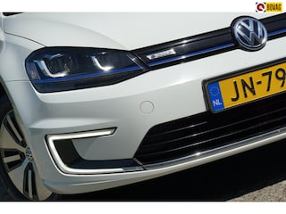 Volkswagen Golf FastCharge 24,2KwH | Pure White | Full-LED/AppleCarplay/Cruise/NAV - Keurig!