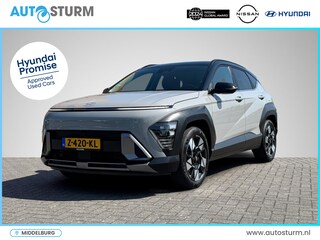 Hyundai Kona 1.6 GDI HEV Premium | Two-Tone Lakkleur | Stoelverwarming + -Ventilatie | 360° Camera | Leder | Navigatie | Apple Carplay/Android Auto | Geheugenstoel | Rijklaarprijs!