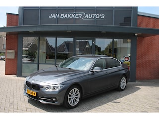 BMW 330e Centennial High Executive ✅ NL Auto ✅ BT ✅ Stoelverwarming ✅ M-Sport grille ✅