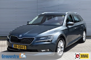 Skoda Superb COMBI 1.4 TSI DSG7 STYLE BUSINESS / P.DAK / EL. STOELEN / KEYLESS