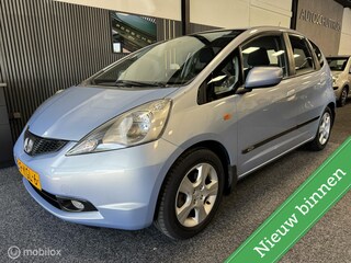 Honda Jazz 1.2 Cool AIRCO / TREKHAAK / NETJES / NWE APK BIJ AFLV.