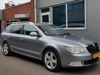Skoda Superb Combi 1.6 Tdi 158.224Km Leder Navi Xenon Cruise Ecc