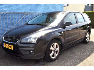 Ford Focus Wagon 1.6-16V Futura