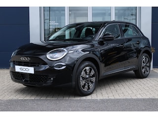 Fiat 600 1.2 Hybrid Urban Carplay | Cruise Control | Parkeersensoren | Radio | Climate | Direct leverbaar