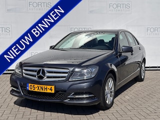 Mercedes-Benz C-klasse 180 Business Class Avantgarde NL AUTO | AFN TREKHAAK | STOELVERW | MOOIE AUTO | NAVI |