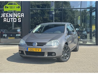 Volkswagen Golf 1.6 Sportline | Subwoofer | Clima | Cruise
