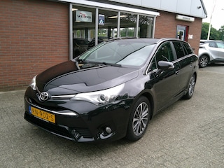Toyota Avensis Touring Sports 1.8 VVT-i SkyView Edition Trekhaak