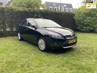 Ford Focus 1.6 Titanium I Airco I Parkeersensoren I Navi I Trekhaak I Bluetooth I Etc