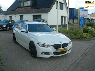 BMW 330e m performance pakket zeer nette auto perfect rijdend. MARGE auto