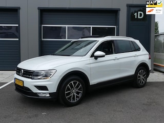 Volkswagen Tiguan 1.4 TSI 125PK Connected Series ECC Navigatie Panodak Cruise Control