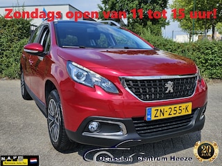 Peugeot 2008 1.2 PT, Panorama Dak! Carplay! Trekhaak! Zondag OPEN!