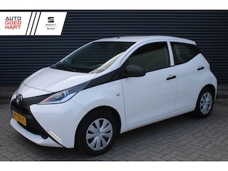 Toyota Aygo 1.0 VVT-i x-fun Airco Cruisecontrol Bluetooth NAP