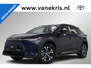 Toyota bZ4X Dynamic 71 kWh, €7000,- Voordeel, Uit voorraad leverbaar, BSM, 360 Camera, Stoel & Stuur verwarming, Parkeersensoren voor en achter!