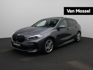 BMW 118i M-Sport | SCHUIFDAK | HARMAN KARDON | SFEERVERLICHTING | MEMORY | STOELVERWARMING | LED VERLICHTING |